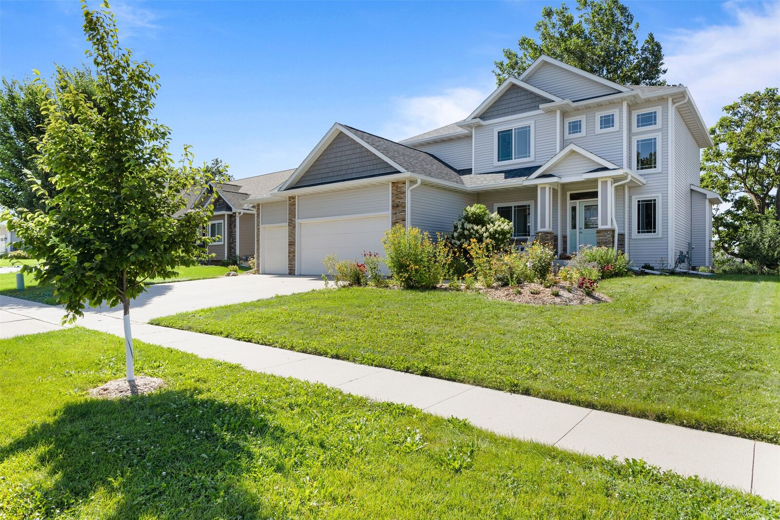 Property Photo: 3816 Coy Street IA 50014