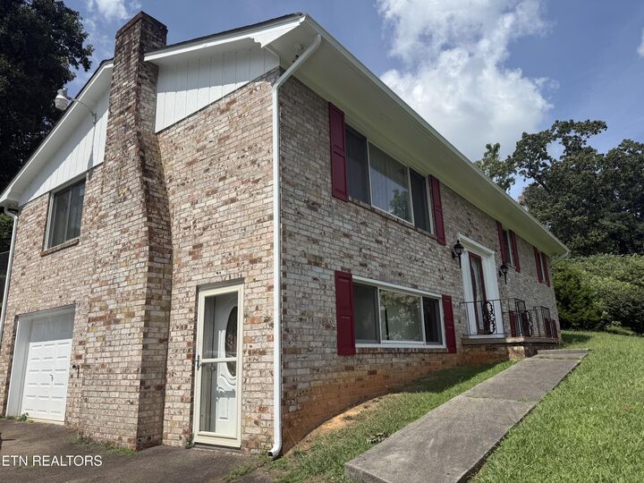 Property Photo:  5021 Ridgemont Drive  TN 37918 