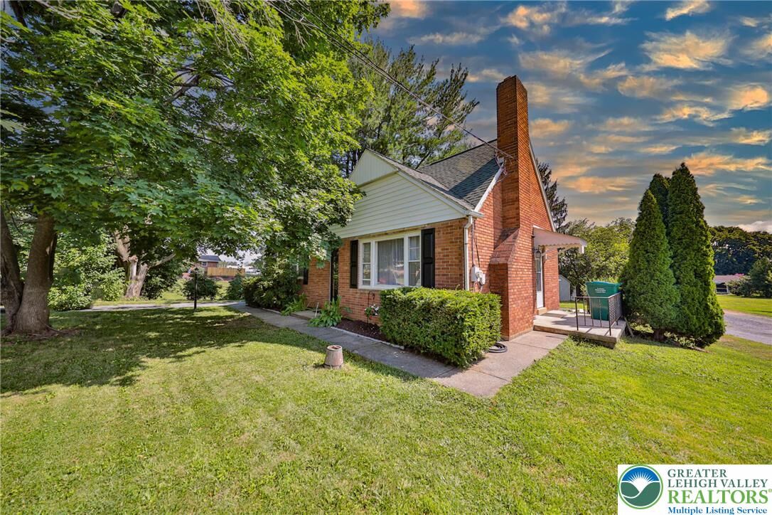 Property Photo:  795 Krocks Court  PA 18106 