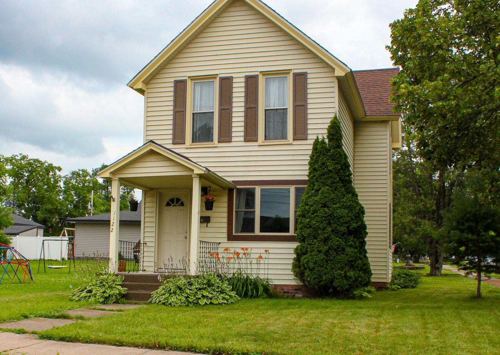 Property Photo: 1122 6th St W WI 54806