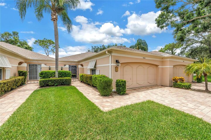5406 Chanteclaire 91  Sarasota FL 34235 photo