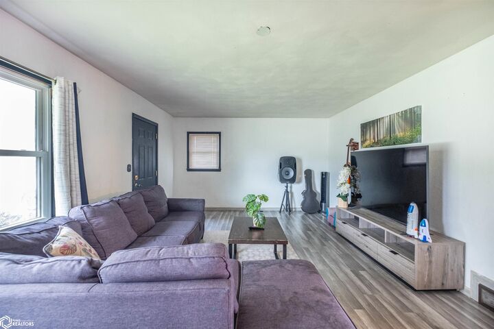 Property Photo: 217 Westwood Drive IA 50158