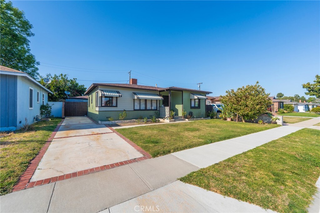 Property Photo:  1763 W 245th Street  CA 90501 