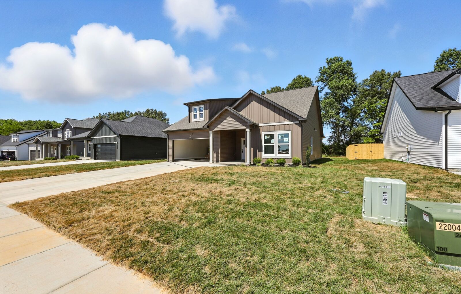 Property Photo:  472 Herman Dr  TN 37042 