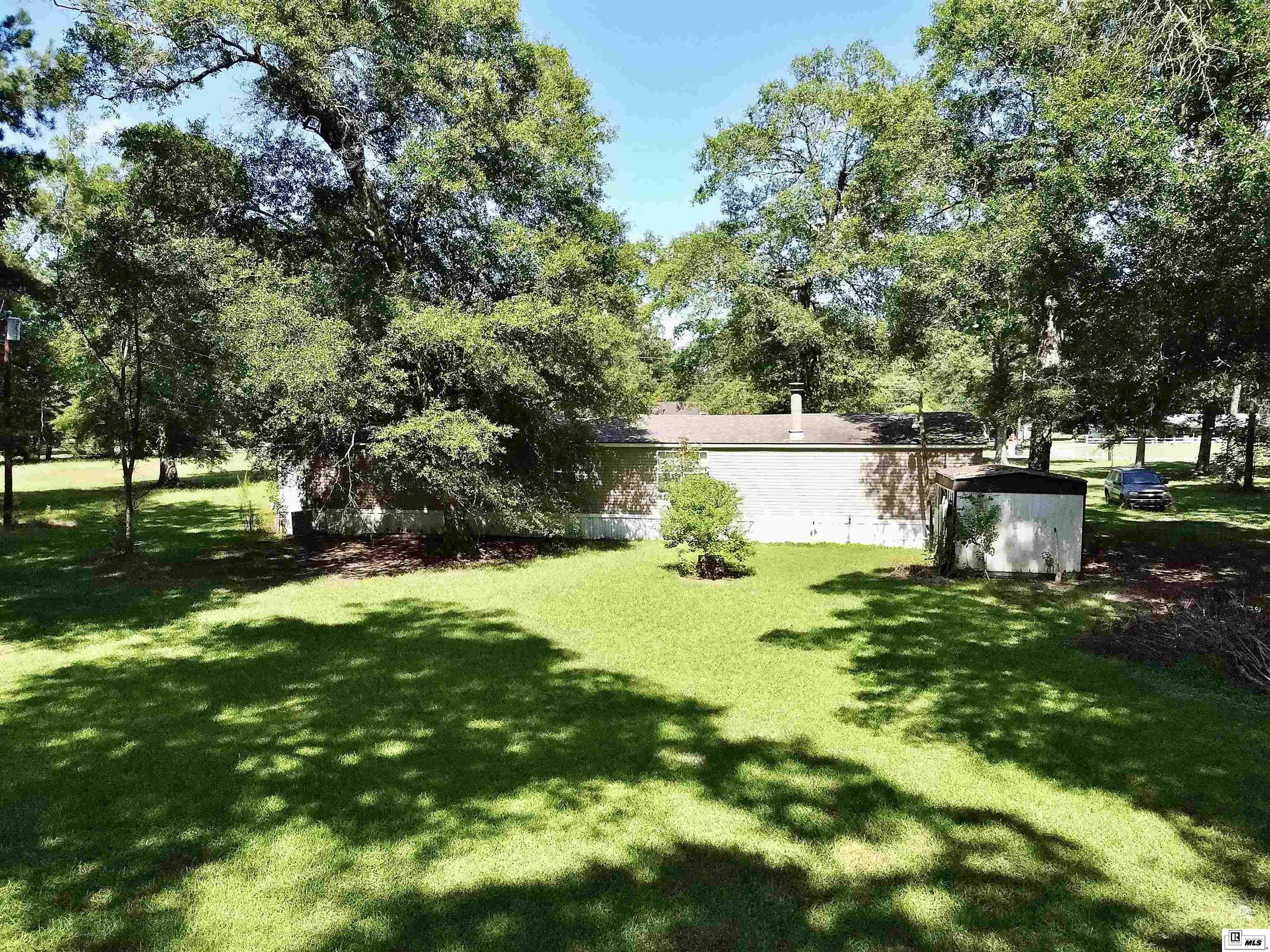 Property Photo: 122 Topic Street LA 71203