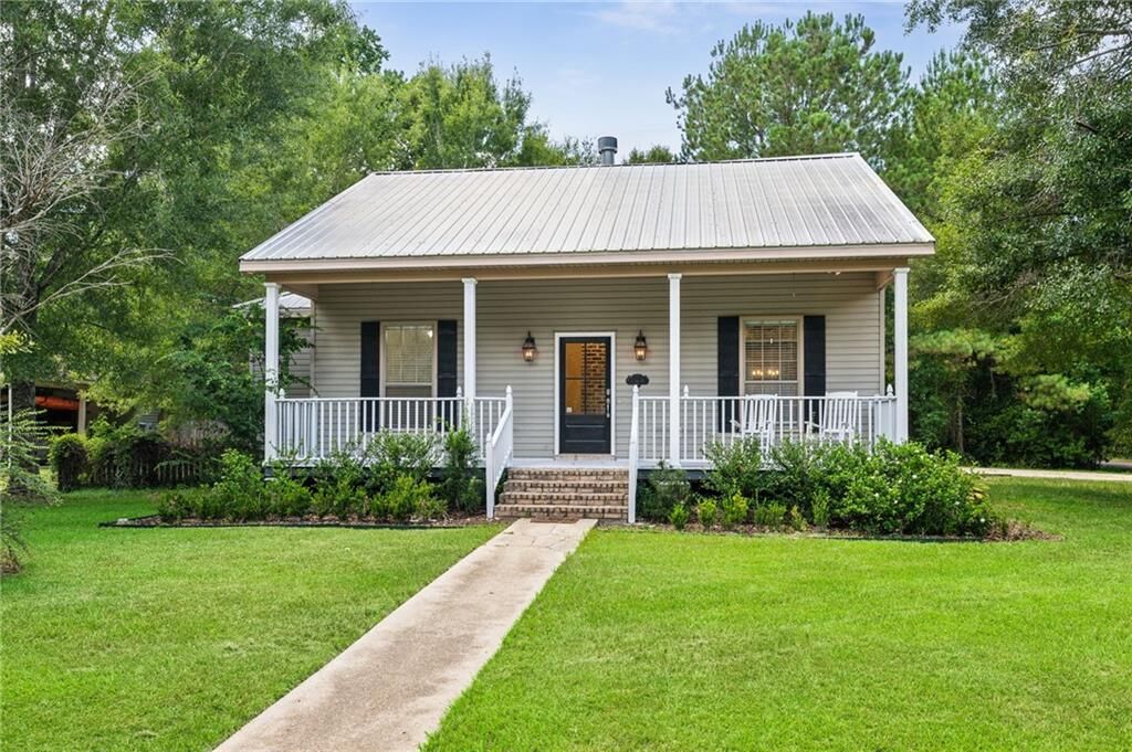 Property Photo: 33080 John Street LA 70420