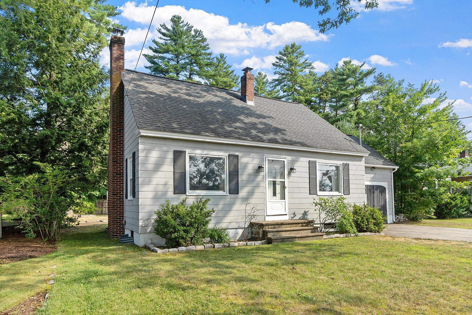 Property Photo: 9 Moose Club Park Road NH 03045