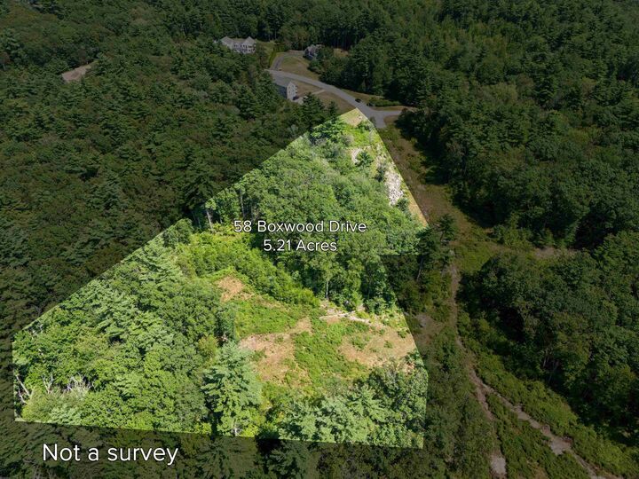 Property Photo:  58 Boxwood Drive  NH 03032 