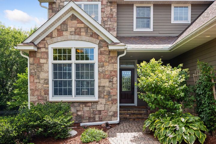 Property Photo: 8615 Kelzer Pond Drive MN 55386