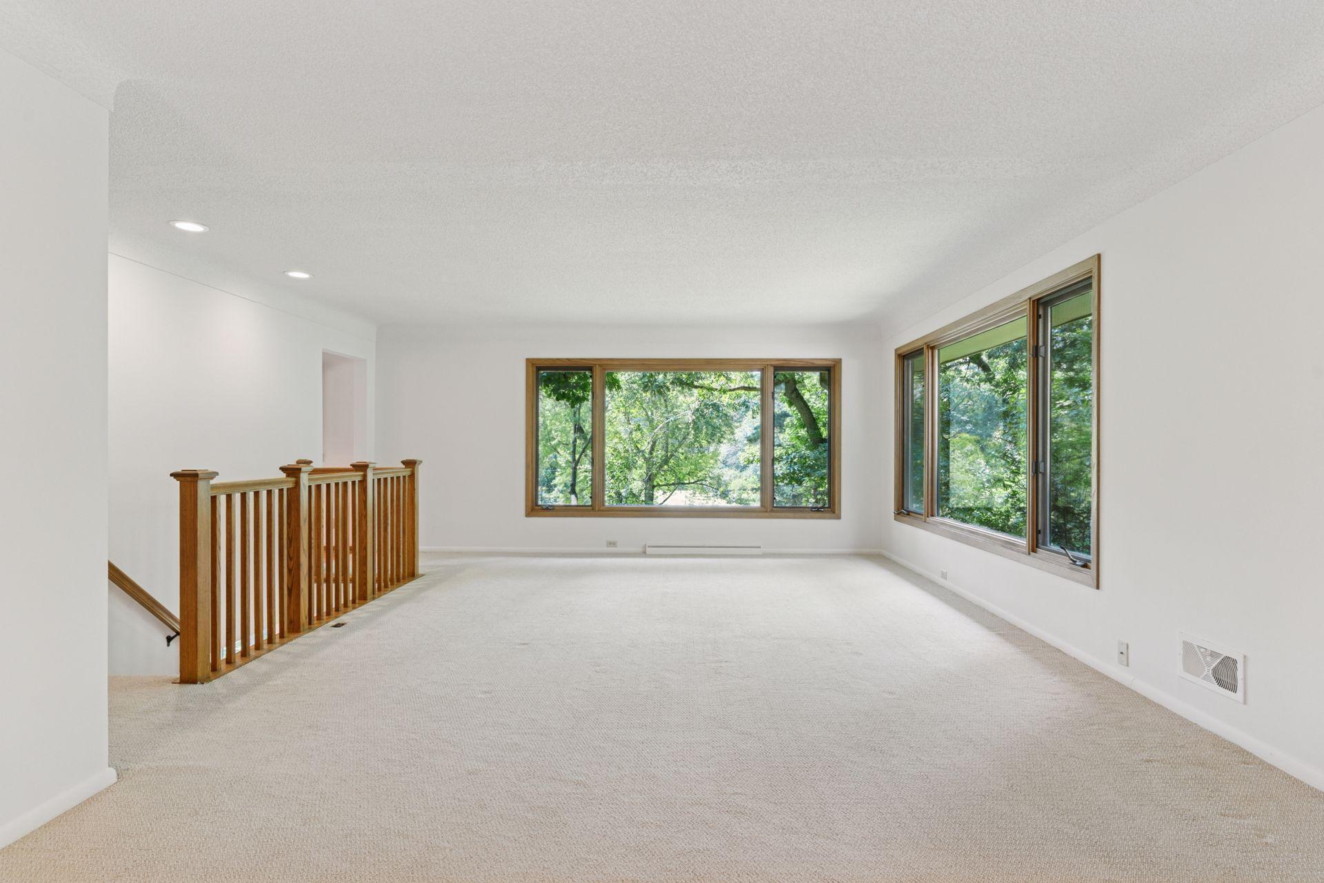 Property Photo: 102 W Kraft Road MN 55118