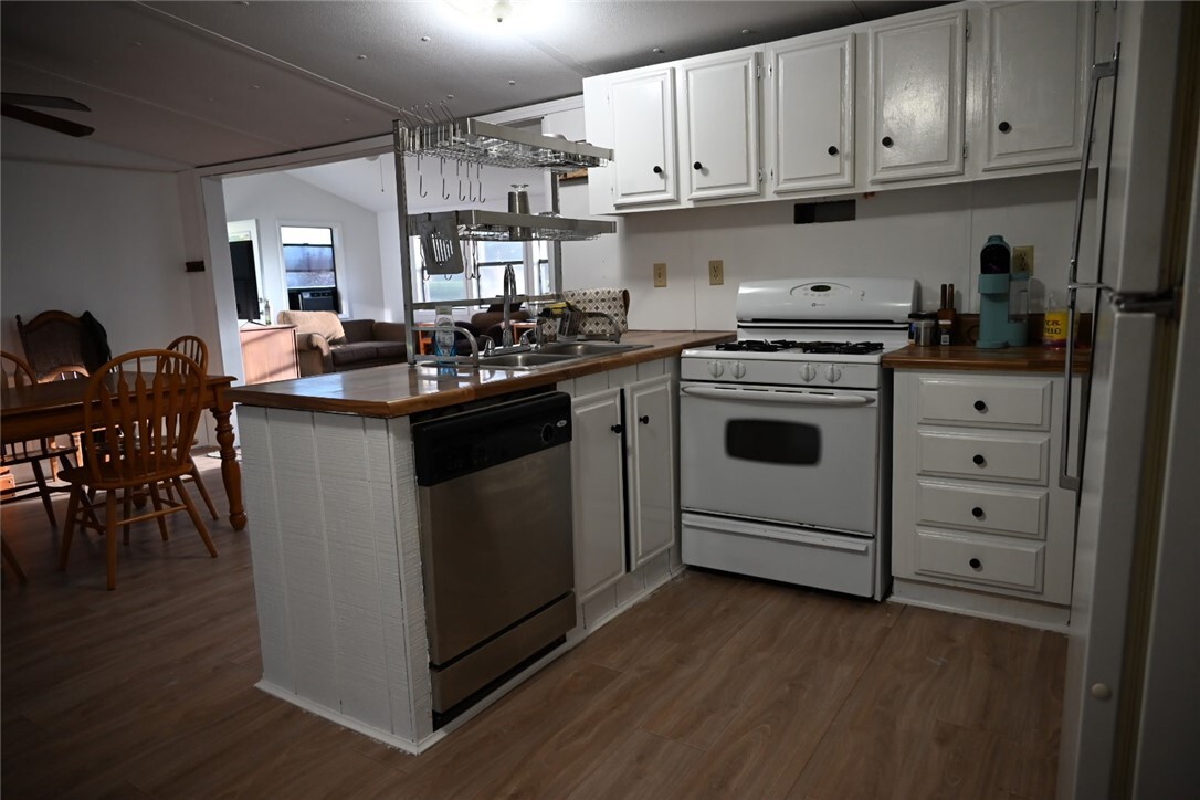 Property Photo: 13909 Buttermilk Springs Road AR 72736