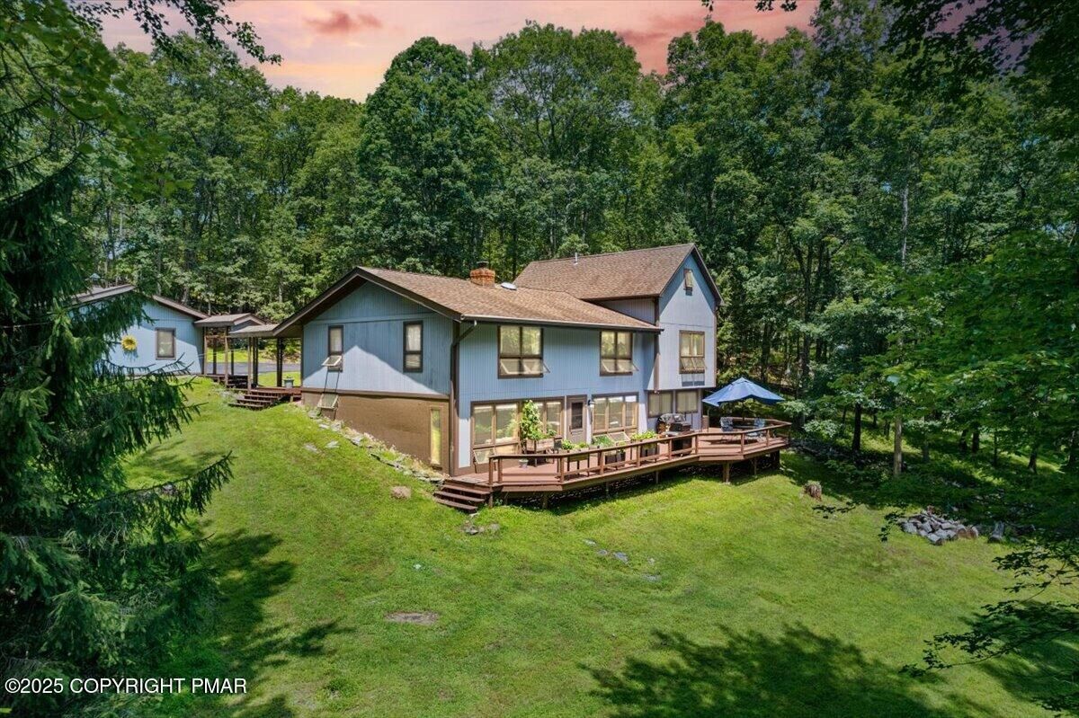 Property Photo: 3166 Post Hill Terrace PA 18332