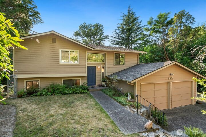 223  19th Avenue  Kirkland WA 98033 photo