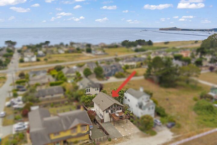 350 6th Avenue  Half Moon Bay CA 94019 photo