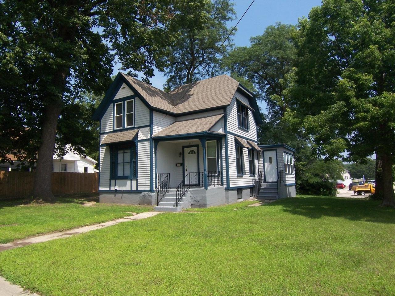 Property Photo: 303 Wisconsin Avenue WI 53511