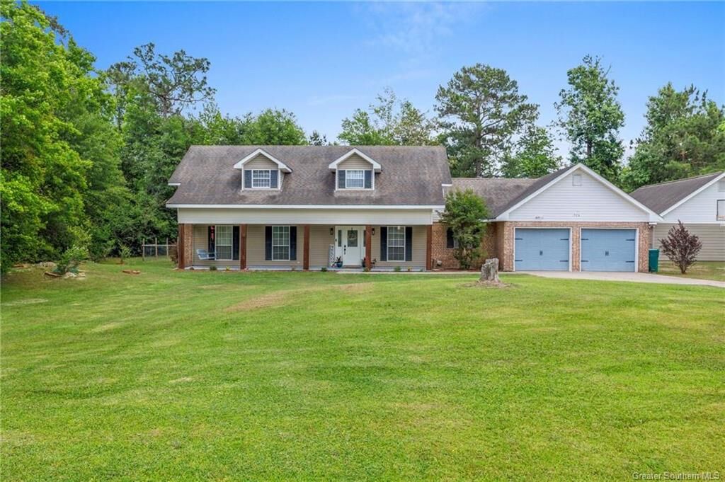 Property Photo:  928 Crawford Drive  LA 70611 