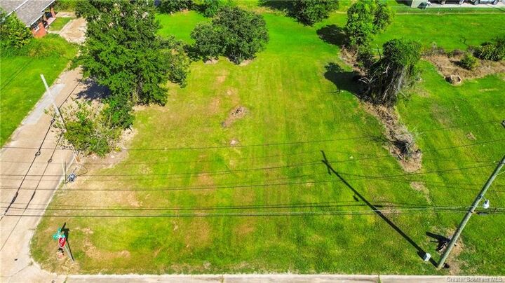 Property Photo:  124 N Bilbo Street N  LA 70601 