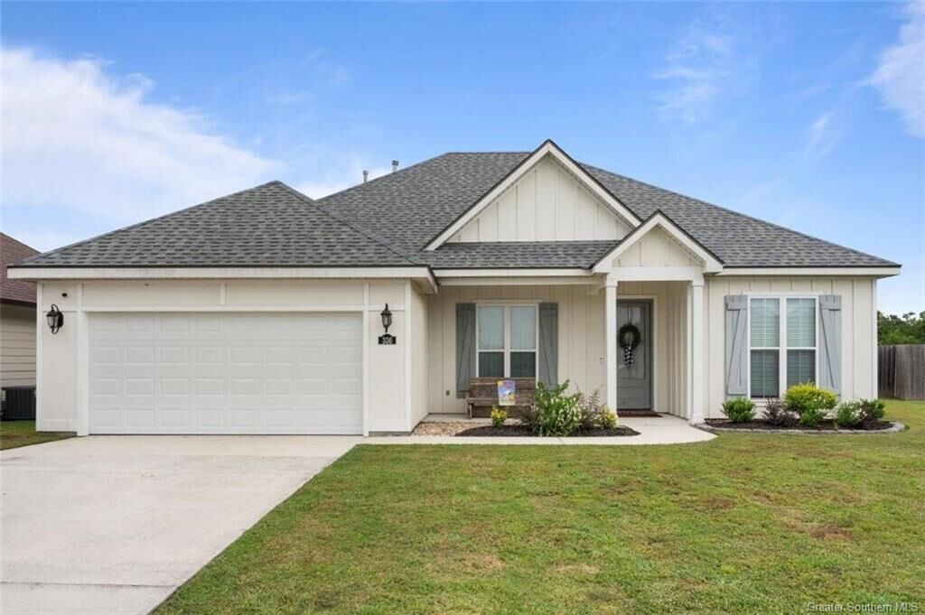 Property Photo: 336 Fallon Drive LA 70665