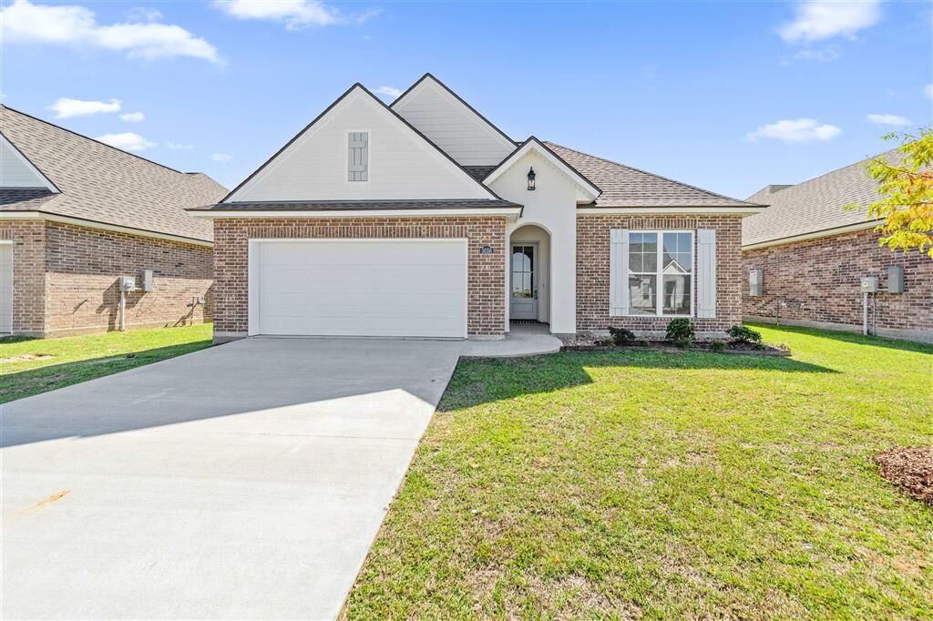 Property Photo:  3056 Southern Trace Drive  LA 70607 