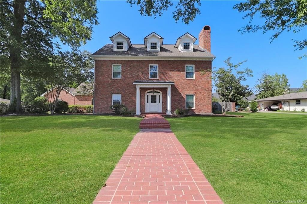 Property Photo:  1506 Diane Drive  LA 70663 