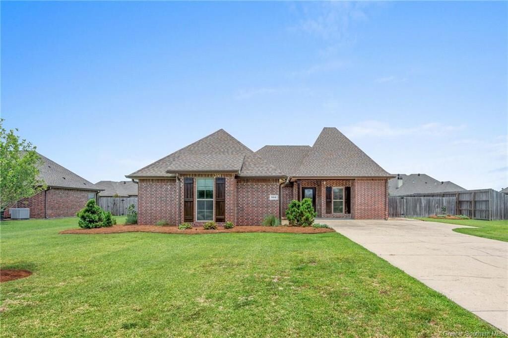 Property Photo:  864 Libby Grace Lane  LA 70605 