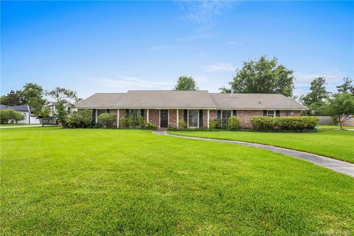 919 Akron Street  Lake Charles LA 70605 photo