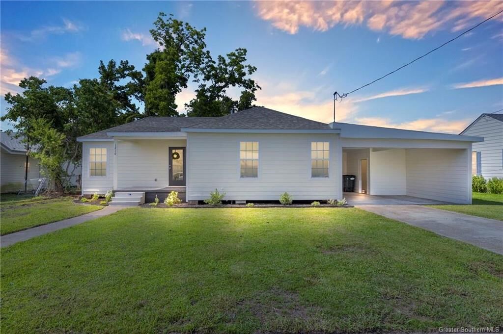 Property Photo:  1210 Tulane Street  LA 70607 