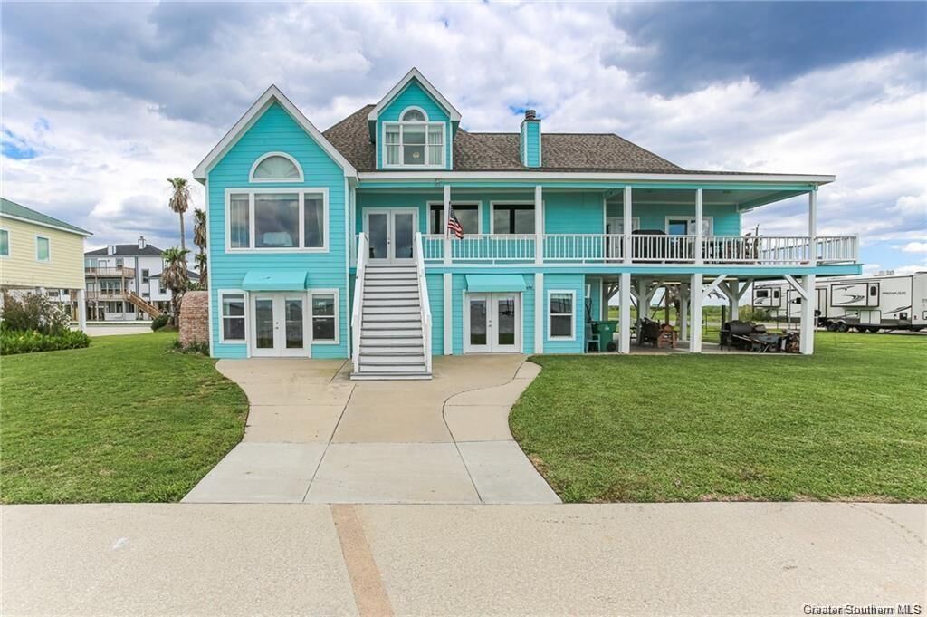 Property Photo: 145 W Harbor Drive W LA 70607