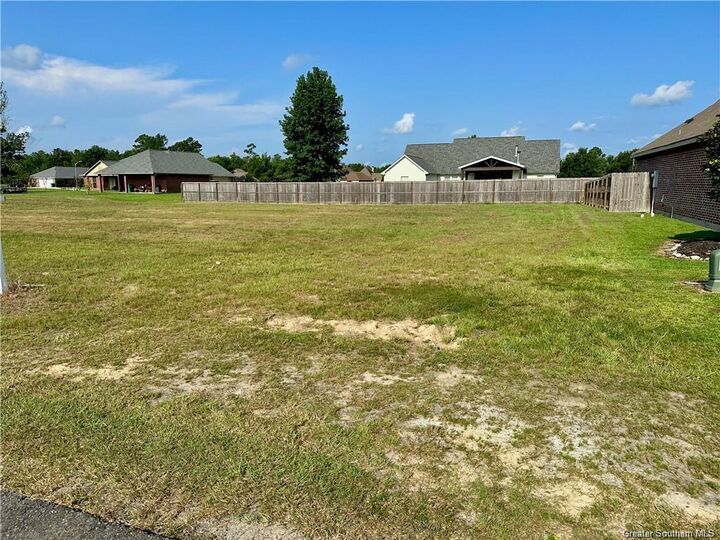 Property Photo:  0 N Wallace Pointe Drive N  LA 70611 