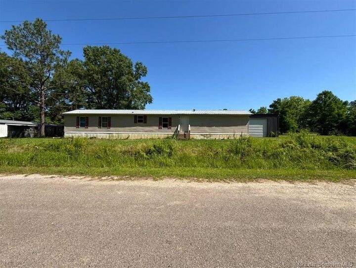 223 Charles Graham Road  Deridder LA 70634 photo