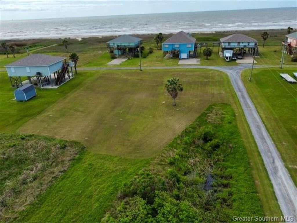 Property Photo: 15 Pelican Beach Drive LA 70631