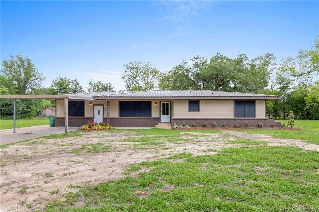 Property Photo:  1205 West Street  LA 70668