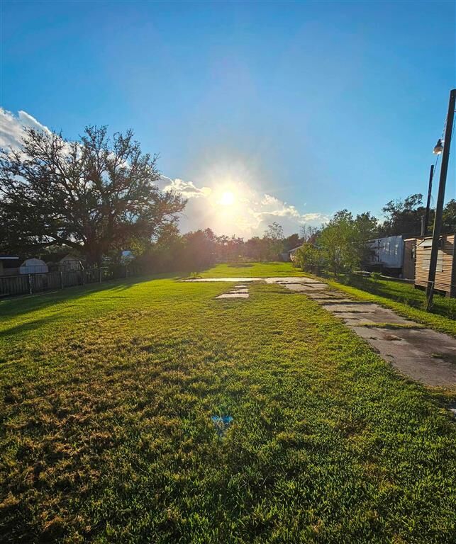 Property Photo:  797 N Claiborne Street N  LA 70663