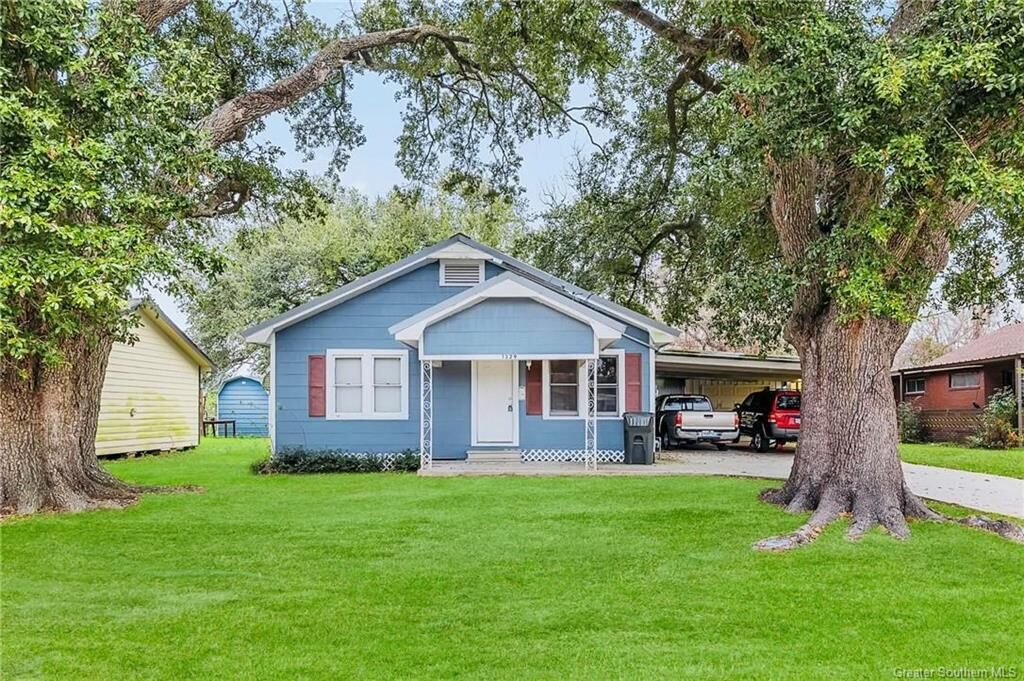 Property Photo: 1329 Mitchell Street LA 70607