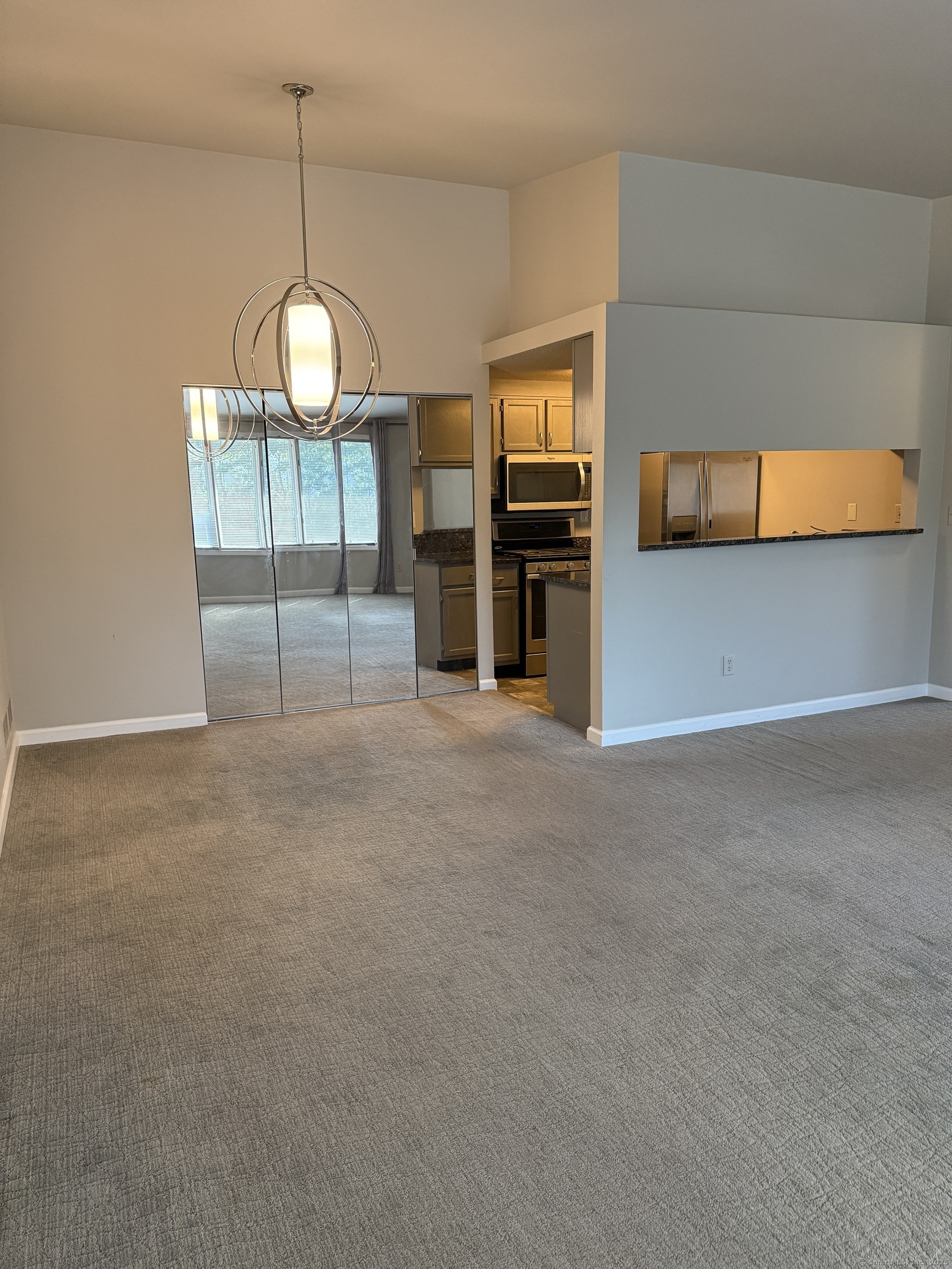 Property Photo:  25 Little Oak Lane 25  CT 06067 