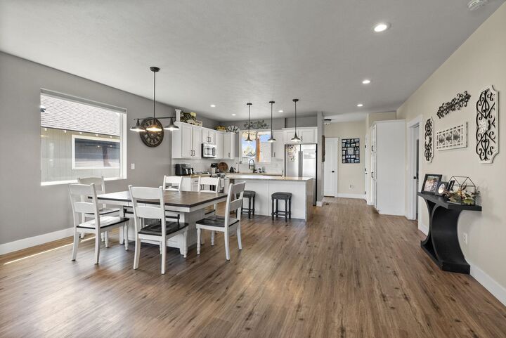 Property Photo:  1812 E Columbia Ave  WA 99208 