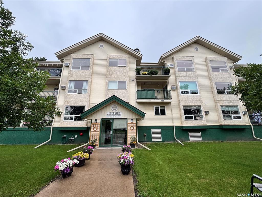 Property Photo:  602 7th Street 302  SK S0K 2A0 