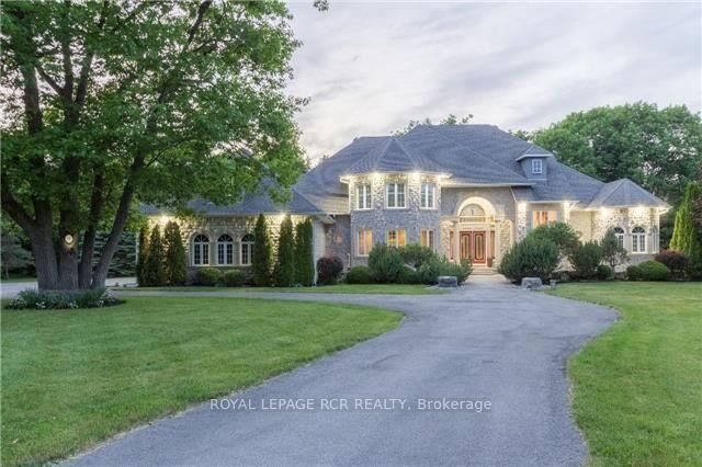 Property Photo:  12 Deer Run  ON L9P 1R4 