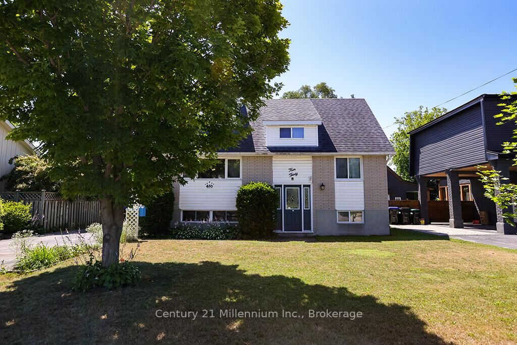 Property Photo:  430 Fourth Street W  ON L9Y 1S8 