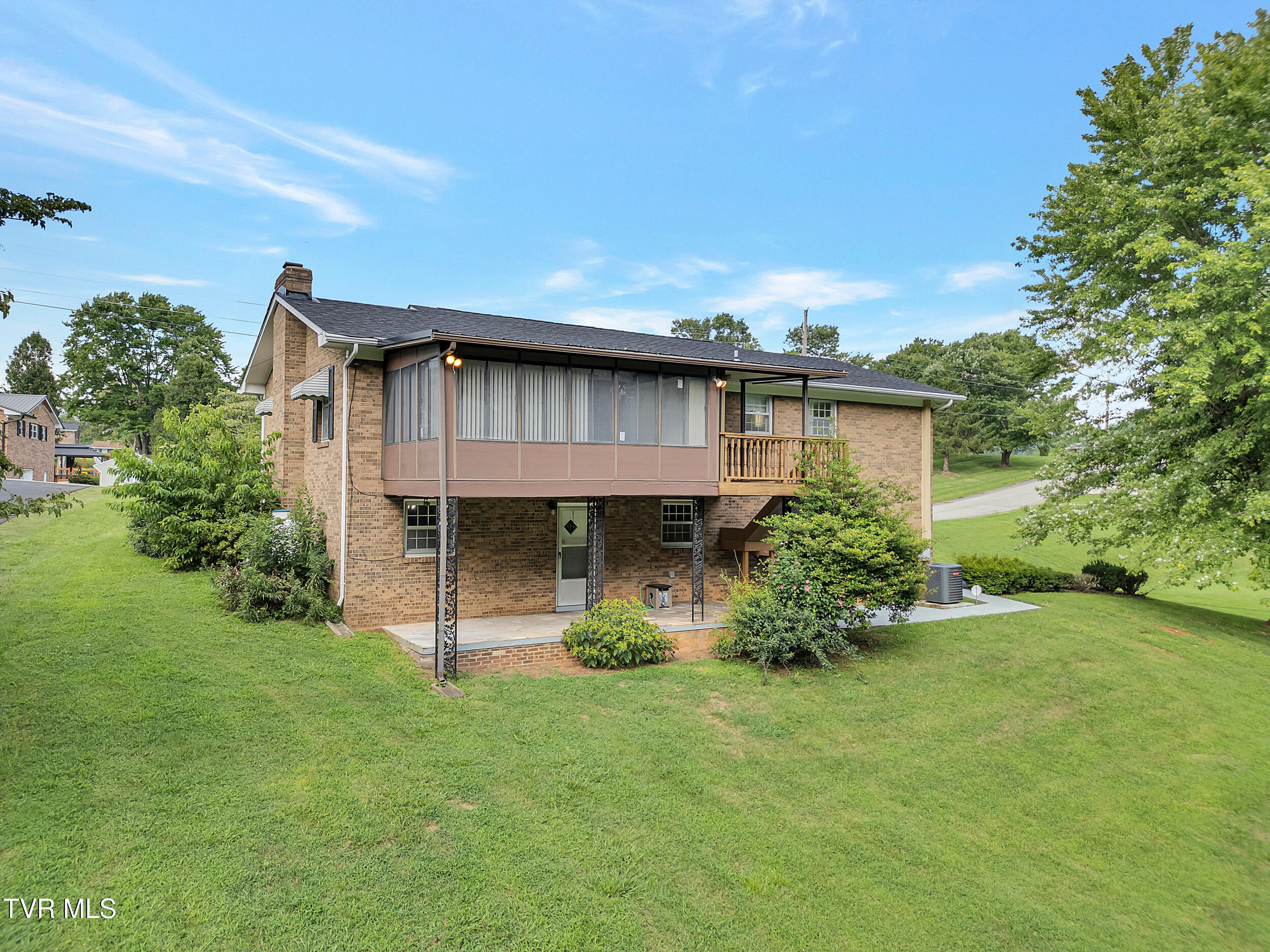 Property Photo: 508 Meadowlark Drive TN 37743