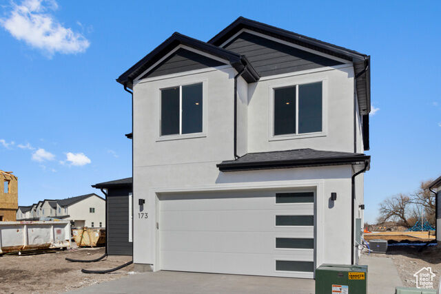 Property Photo: 173 W 3175 S UT 84321