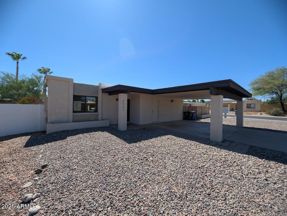 4921 S Potter Drive  Tempe AZ 85282 photo