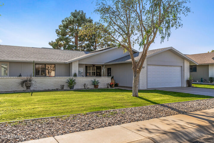 Property Photo: 12719 W Shadow Hills Drive AZ 85375