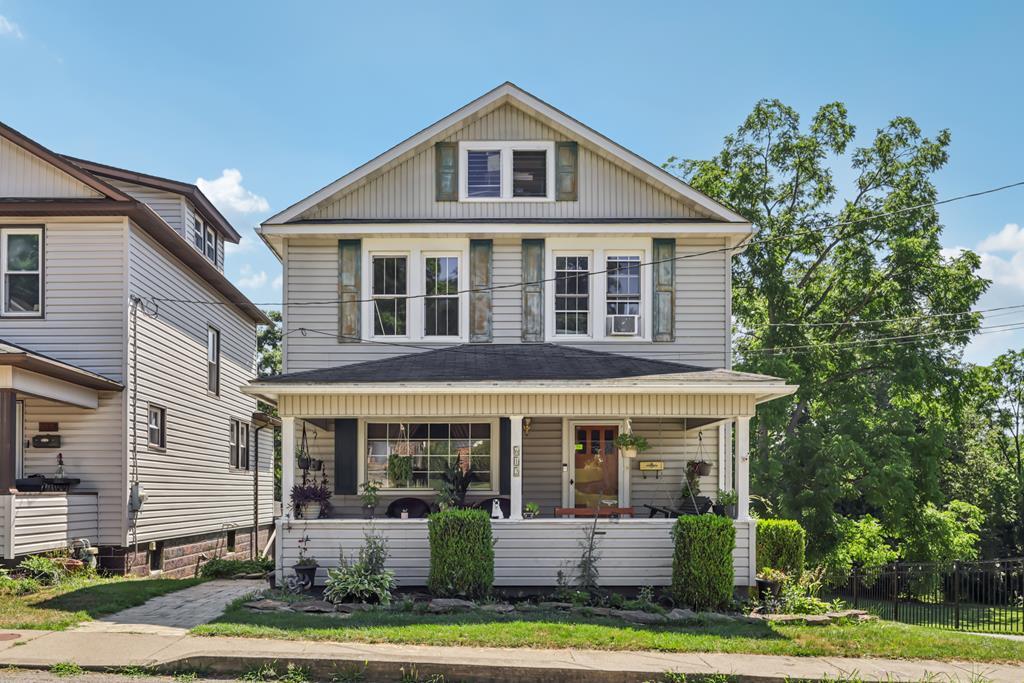 Property Photo:  612 Lafayette  PA 16242 