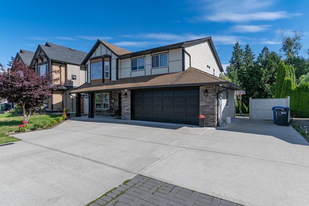 31858 Mayne Avenue  Abbotsford BC V2T 4W8 photo