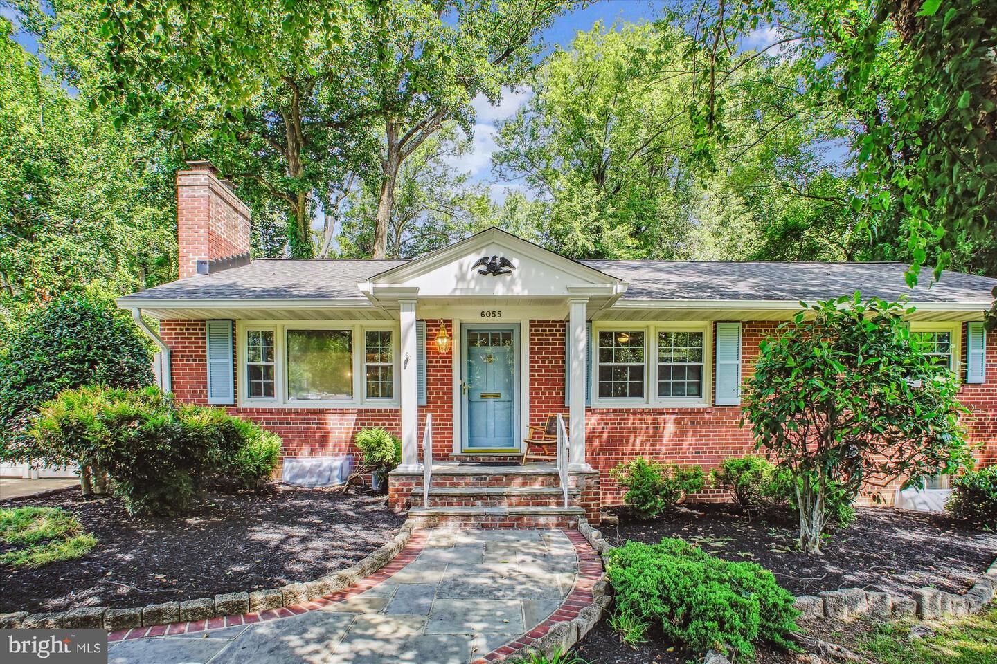 Property Photo: 6055 N Morgan Street VA 22312