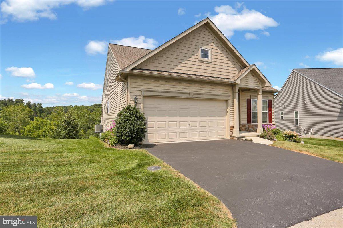 Property Photo: 28 Calming Trail PA 19608