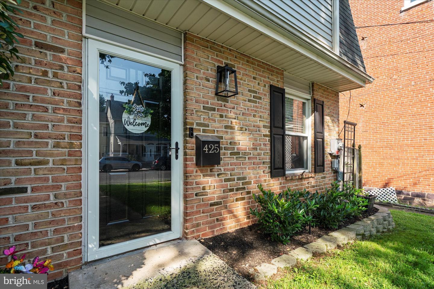 Property Photo: 425 Seminary Street PA 18073
