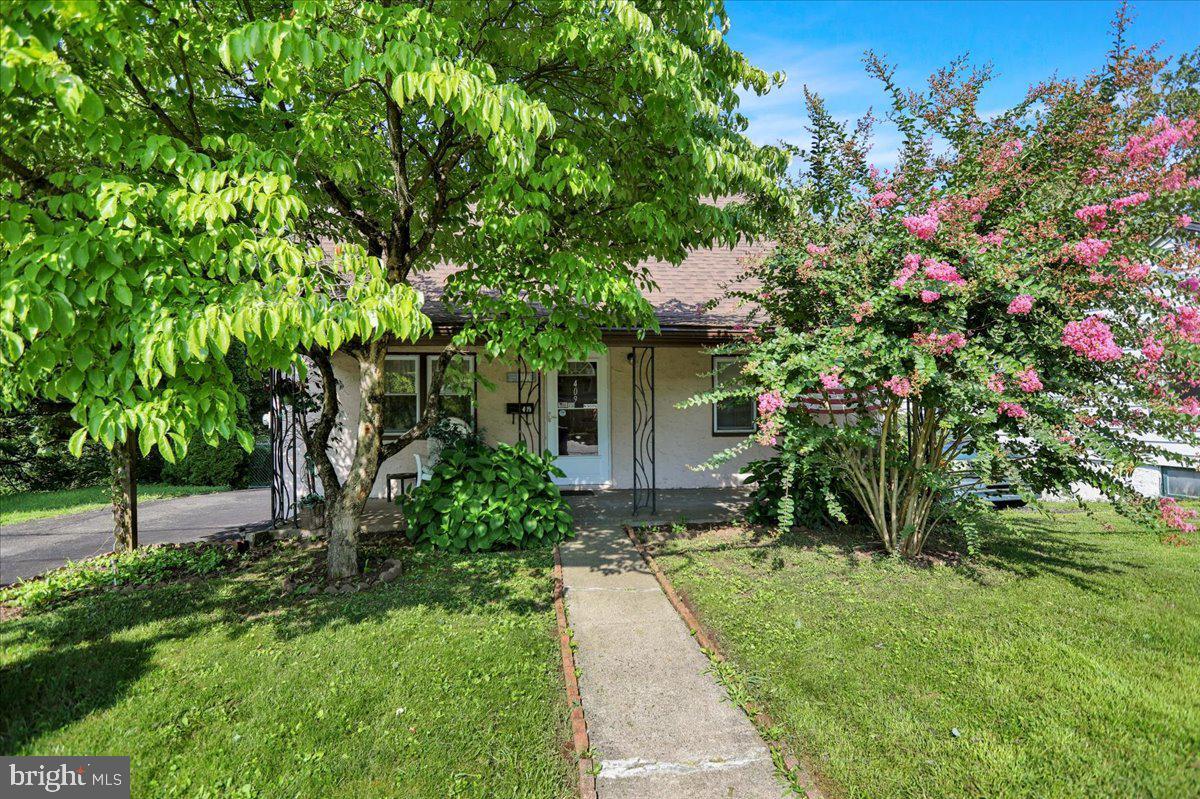 Property Photo:  409 Manatawny Street  PA 19464 