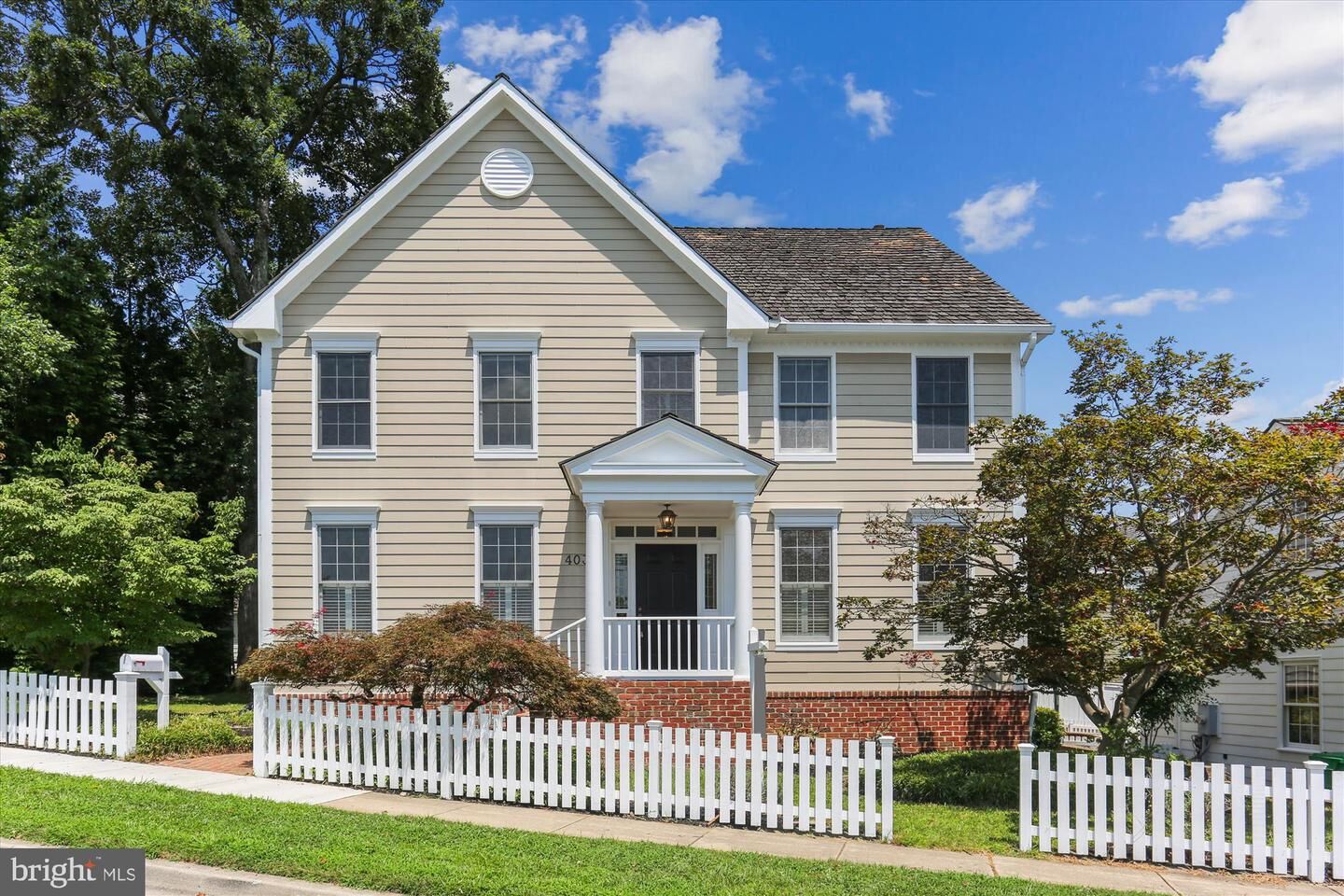 Property Photo: 403 Kent Oaks Way MD 20878